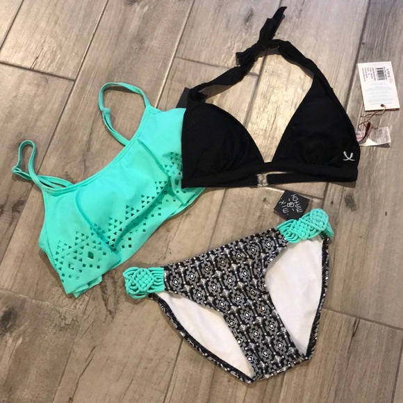 (S)Black/White/Mint Green Bikini Bottoms - Picture 5 of 8